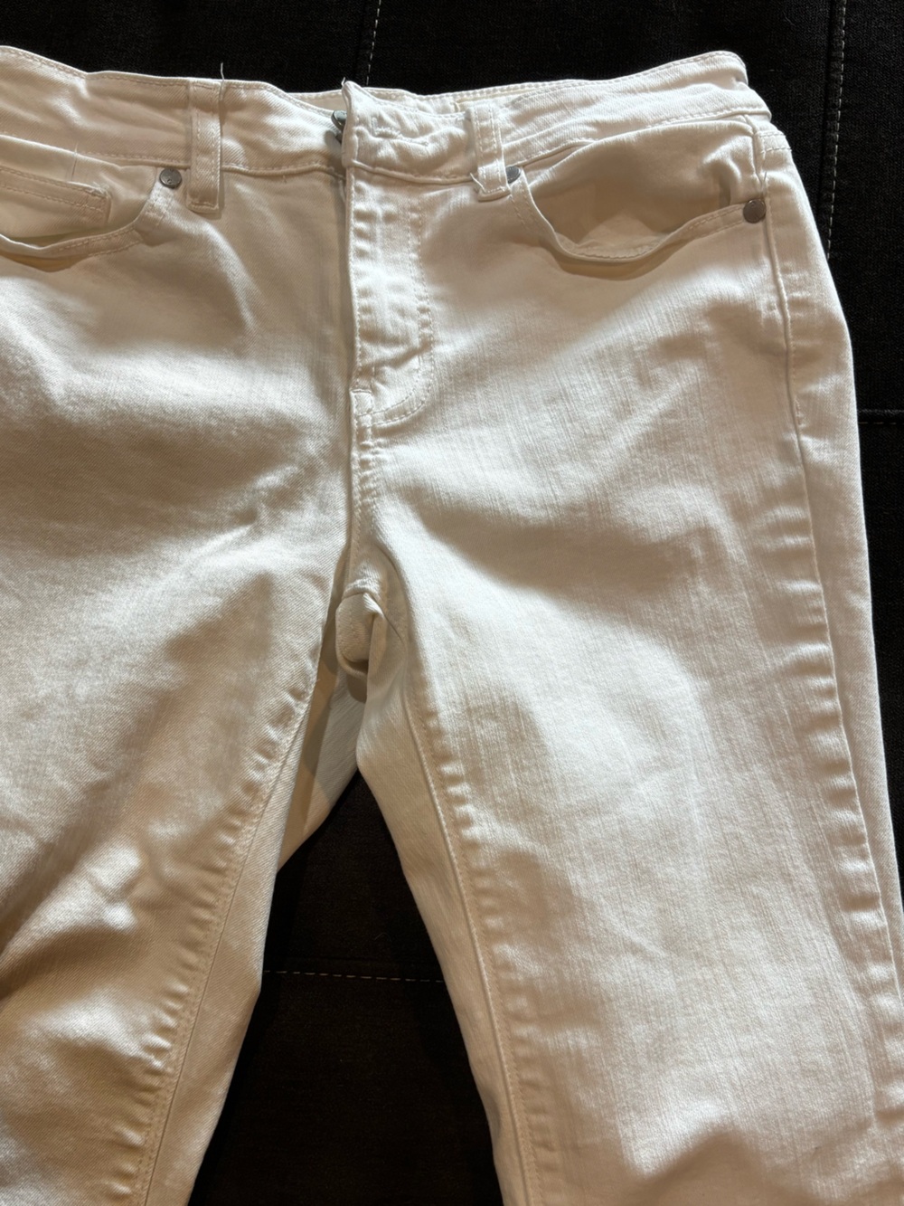 Vince Camuto Bright White Denim Jeans - Picture 4 of 4